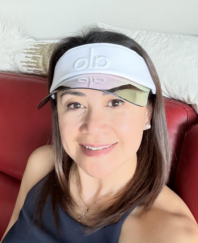 Gabriela L. usando la visera ALO