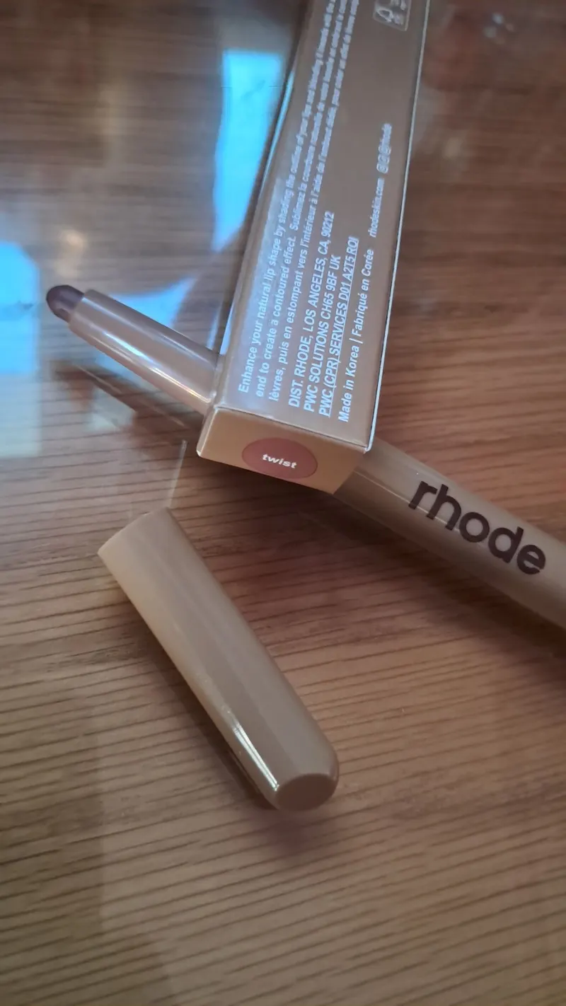 Reseña de Paola H. usando Rhode Peptide Lip Shape