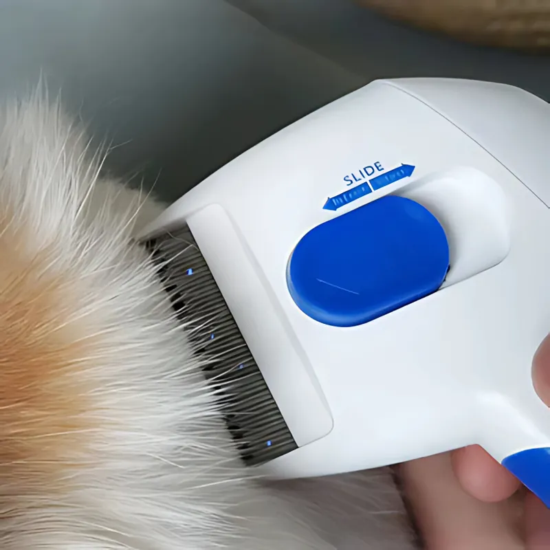 Cabezal con púas finas del peine eléctrico antipulgas