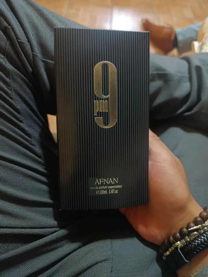Afnan 9pm — reseña de Roberto C.